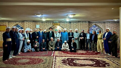 بالصور/ إمام جمعة مدينة سلماس الإيرانية يلتقي بعلماء أهل السنة