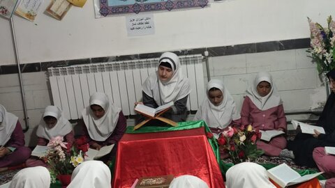 تصاویر/ محفل انس با قرآن کریم دانش آموزی در چهاربرج