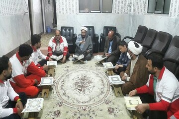 برگزاری محفل اُنس با قرآن در جمعیت هلال احمر بیستون