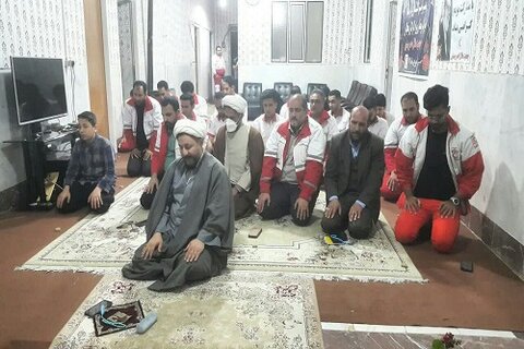 «محفل انس با قرآن» با حضور امام جمعه بیستون در جمعیت هلال احمر
