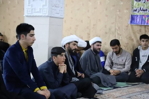 تصاویر/ جلسه درس طلاب مدرسه علمیه امام صادق(ع) بیجار
