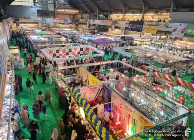 گزارشی از حضور نمایندگی جامعةالمصطفی در نمایشگاه کتاب لاهور و اسلام آباد