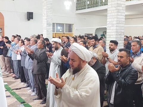 تصاویر/ اقامه نماز عید سعید فطر در پلدشت