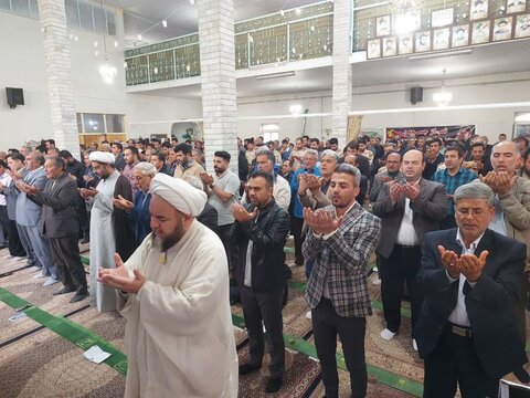 تصاویر/ اقامه نماز عید سعید فطر در پلدشت