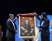 تصاویر/ مراسم تجلیل از هنرمندان برتر انقلاب اسلامی در لرستان