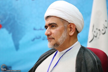 تأملی بر نگاه تاریخی و پیام‌محور مرحوم علامه حکیمی در خصوص عاشورا