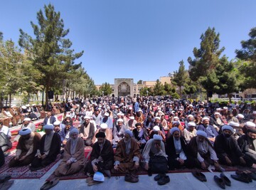 فیلم | تجمع حوزویان در حمایت از عملیات موشکی سپاه