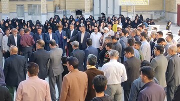 تصاویر/ تجمع مردم کوهدشت در حمایت از عملیات غرورآفرین دلاورمردان سپاه