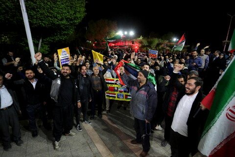 تجمع مردم اصفهان در حمایت از حمله موشکی و پهپادی به اسرائیل