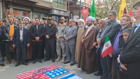 تصاویر / تجمع مردم شهرستان خوی در حمایت از پاسخ  موشکی و پهپادی سپاه پاسداران انقلاب اسلامی به رژیم صهیونیستی