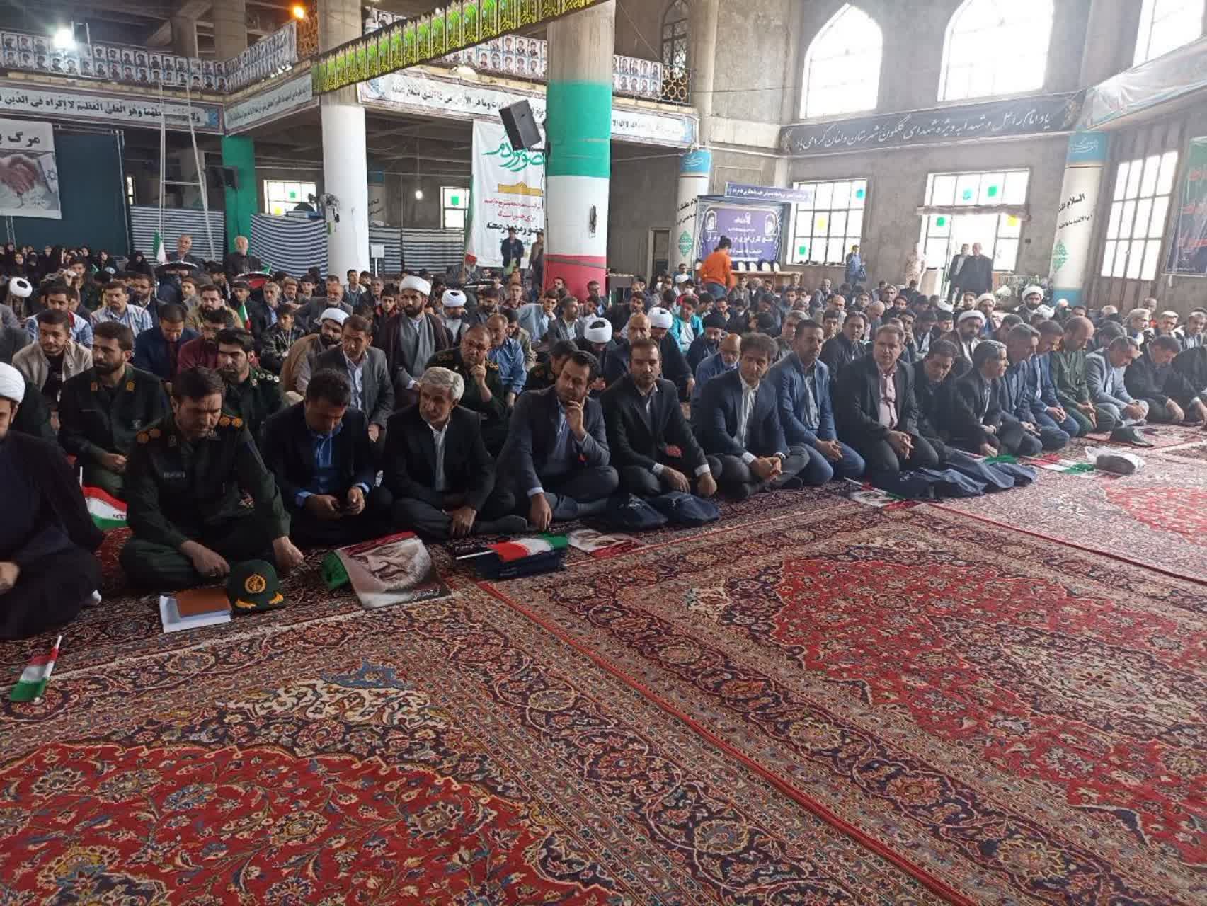 تصاویر/ تجمع مردم نورآباد در حمایت از عملیات وعده صادق