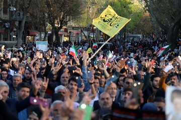 حمایت قاطعانه مردم دیار حبیب حرم از عملیات "وعده صادق"