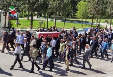 تصاویر/ تشییع پیکر جانباز شهید بهرام ولیخانی در خرم آباد