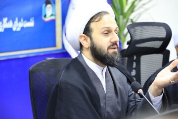 خدمتگزاری به خانواده­‌های معظم شهدا و ایثارگران افتخارآفرین است