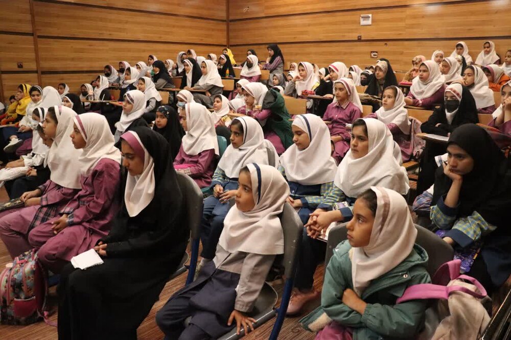 رقابت ۲۵ هزار دانش آموز در مسابقات قرآنی در بویراحمد