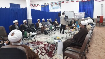 تصاویر/ نشست مدیران مدارس علمیه لرستان