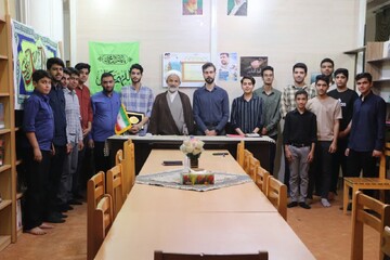 تصاویر/ اعطای احکام مسؤولیت معاونت های کانون فرهنگی هنری الغدیر برازجان