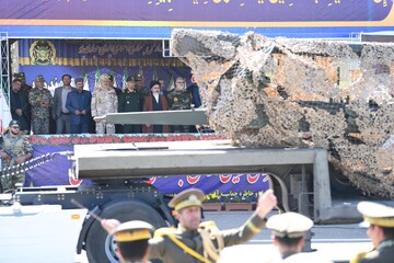 تصاویر/  مراسم گرامیداشت روز ارتش جمهوری اسلامی ایران در ارومیه
