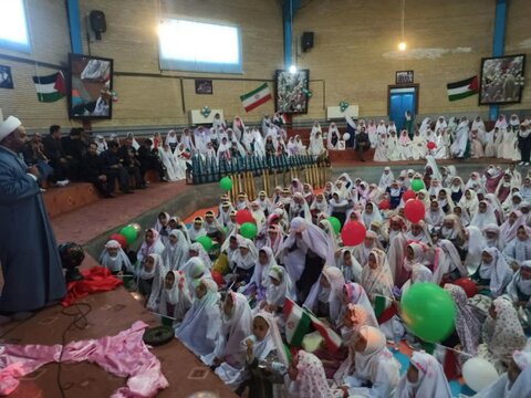 تصاویر/برگزاری جشن عبادت و بندگی دانش آموزان شهرستان دهگلان