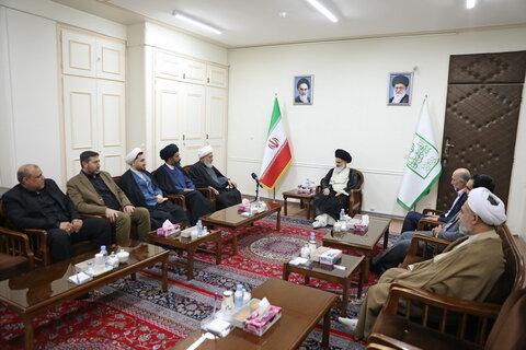 دیدار دیدار نایب رئیس مجلس اعلای شیعیان لبنان با آیت الله حسینی بوشهری