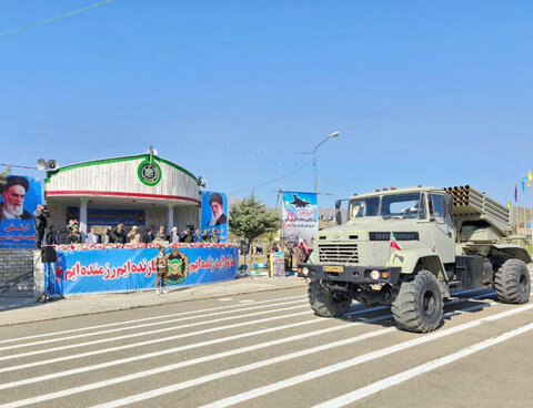 تصاویر/ رژه نیروهای مسلح در سنندج به مناسبت روز ارتش