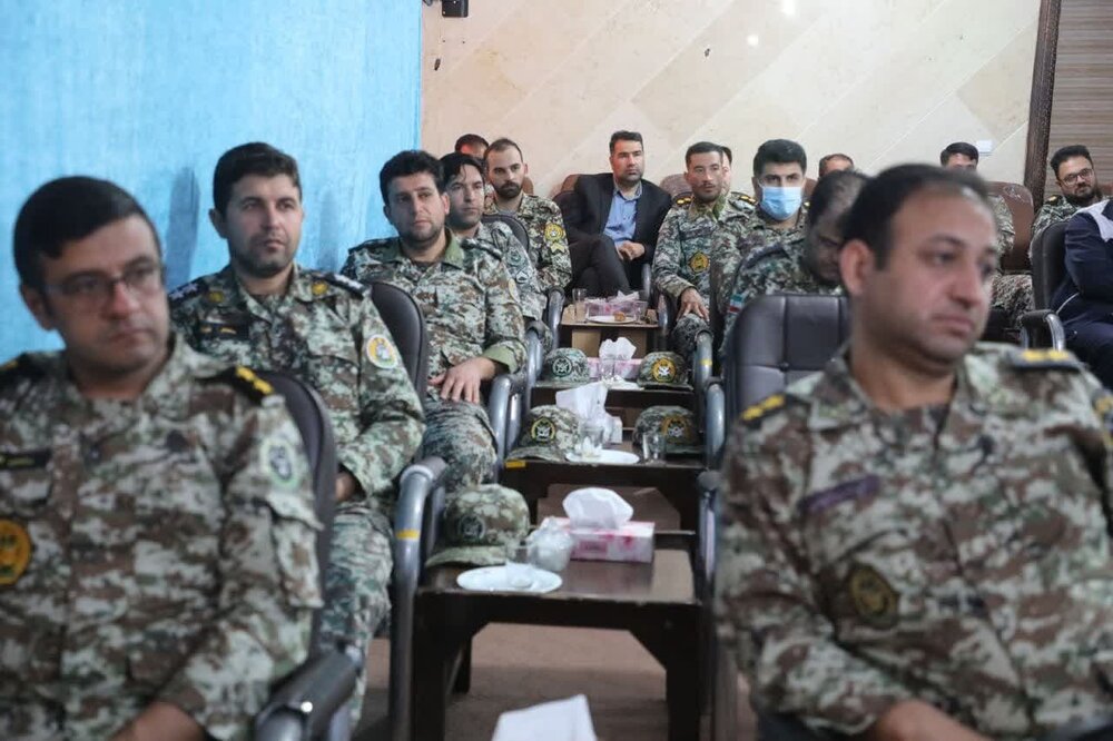 ارتش در خط مقدم خودکفایی و پیشرفت نظامی قرار دارد/ صلابت نیروهای مسلح مایه افتخار ملت ایران است