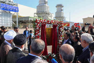 طرح توسعه نیروگاه برق سمنان با حضور رئیس جمهور به بهره‌برداری رسید