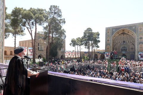 تصاویر/ آیین استقبال و اجتماع باشکوه مردم سمنان با حضور رئیس جمهور