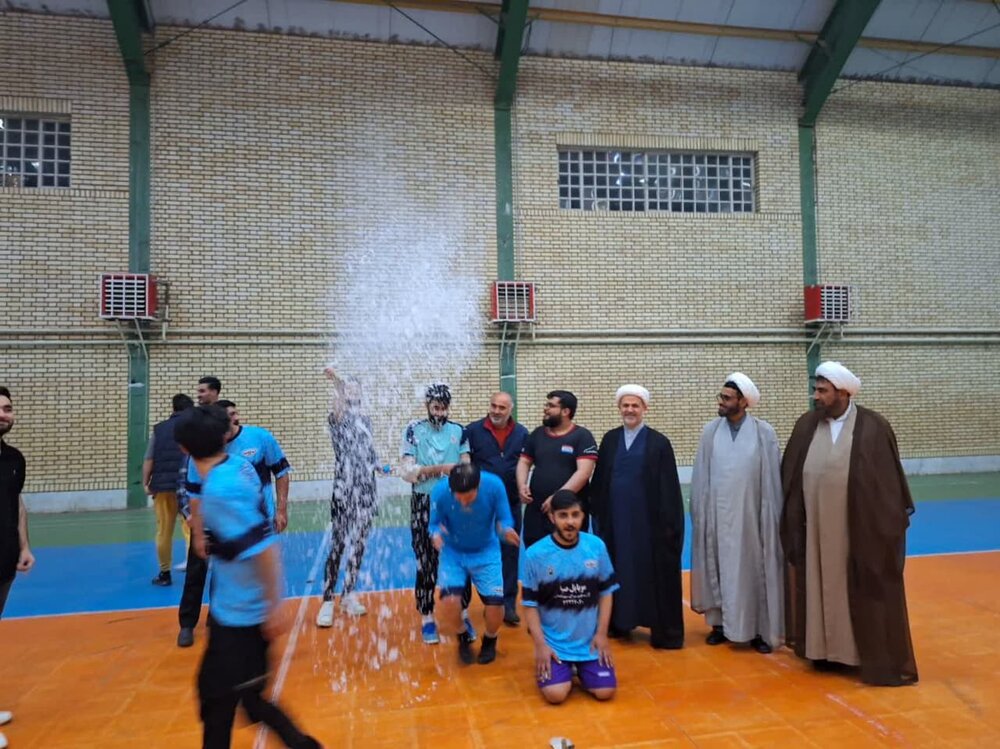 برگزاری فینال مسابقات فوتسال جام رمضان حوزه علمیه استان قزوین+ تصاویر