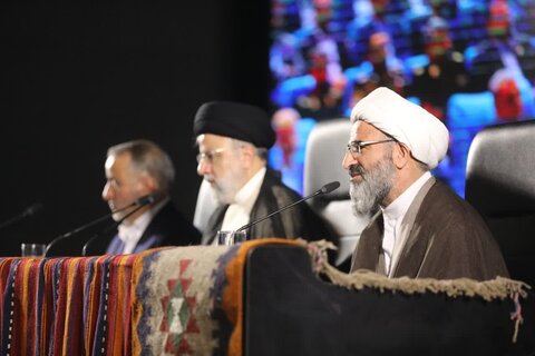 نماینده ولی فقیه در سمنان در شورای اداری استان