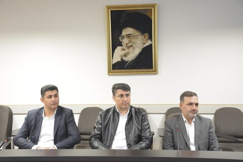 تصاویر/ دیدار اعضای شورای اسلامی شهر ارومیه با نماینده ولی فقیه در آذربایجان غربی