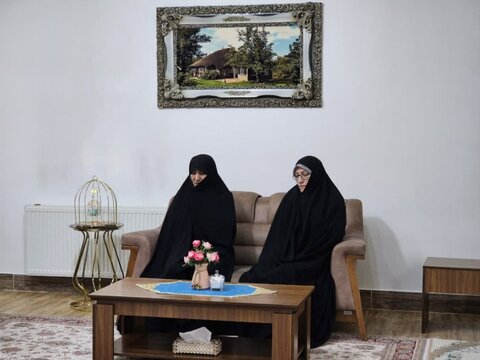 تصاویر/تکریم اساتید مدرسه علمیه خواهران فاطمه الزهرا (س) کامیاران