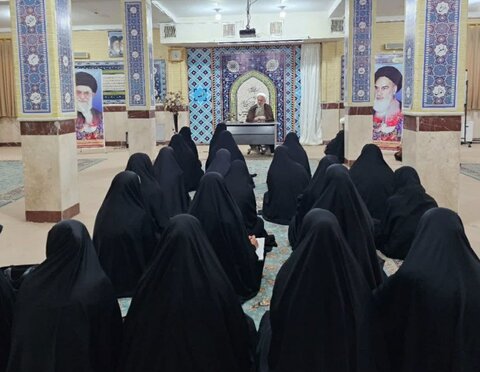 تصاویر/ بازدید حجت الاسلام و المسلمین پورذهبی از حوزه علمیه خواهران فاطمه الزهرا (س ) کامیاران