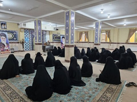 تصاویر/ بازدید حجت الاسلام و المسلمین پورذهبی از حوزه علمیه خواهران فاطمه الزهرا (س ) کامیاران