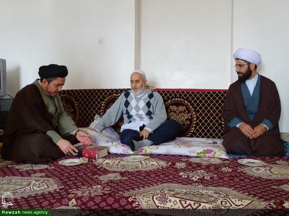 تکریم و آشنائی با مشکلات معمرین شهرستان هشترود