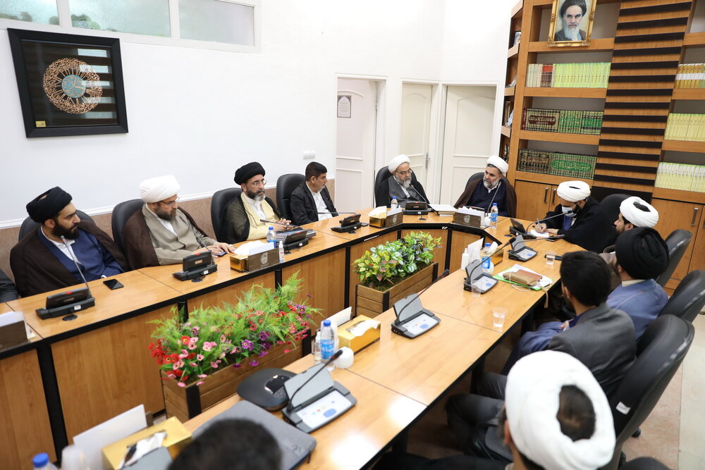 گزارشی از هم اندیشی معاون پرورشی وزارت آموزش و پرورش با مسئولان دفتر تبلیغات