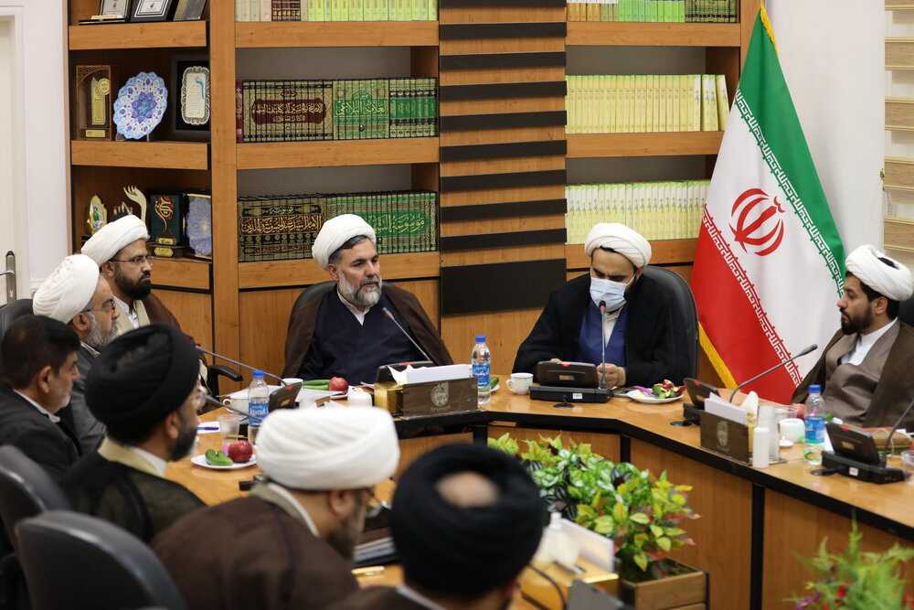 گزارشی از هم اندیشی معاون پرورشی وزارت آموزش و پرورش با مسئولان دفتر تبلیغات