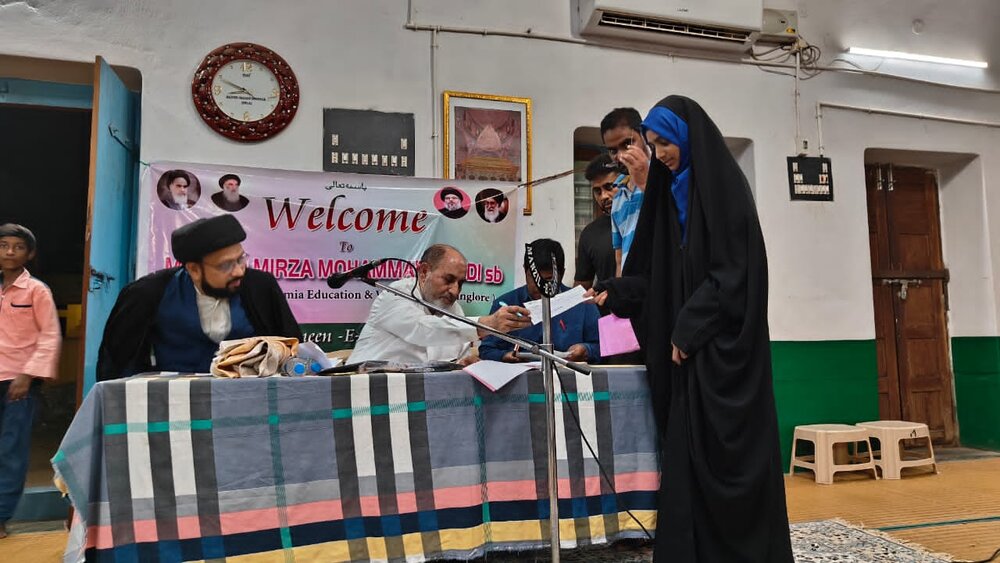 امامیہ ایجوکیشن اینڈ ویلفیئر ٹرسٹ آندھرا پردیش کی جانب سے طلبہ وطالبات میں اسکالر شپ کی تقسیم