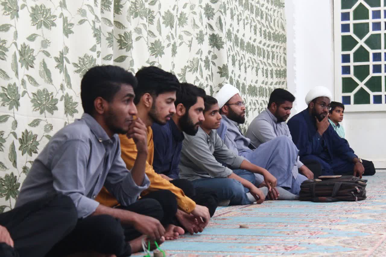 مراسم عزاداری وفات حضرت عبدالعظیم حسنی (ع) در مدرسه علمیه ولیعصر(عج) رودان برگزار شد