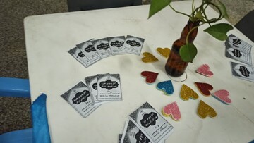 تصاویر/ نصب پوستر پذیرش سال تحصیلی جدید علمیه الزهرا(س)اراک در نمایشگاه بین المللی استان مرکزی