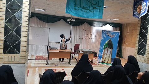 تصاویر/ کارگاه آموزشی کمک های اولیه در مدرسه علمیه فاطمه الزهرا سلام الله علیها کنگان
