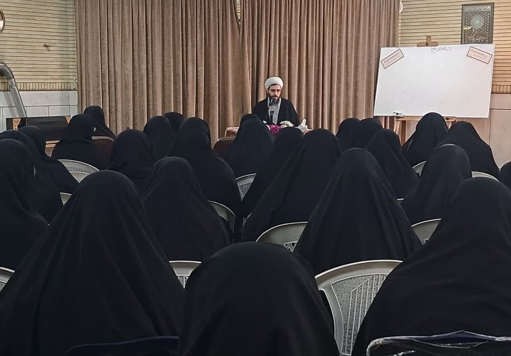 برگزاری بیش از ۲۴۰ فعالیت سیاسی-اجتماعی در مدارس علمیه خواهران اصفهان