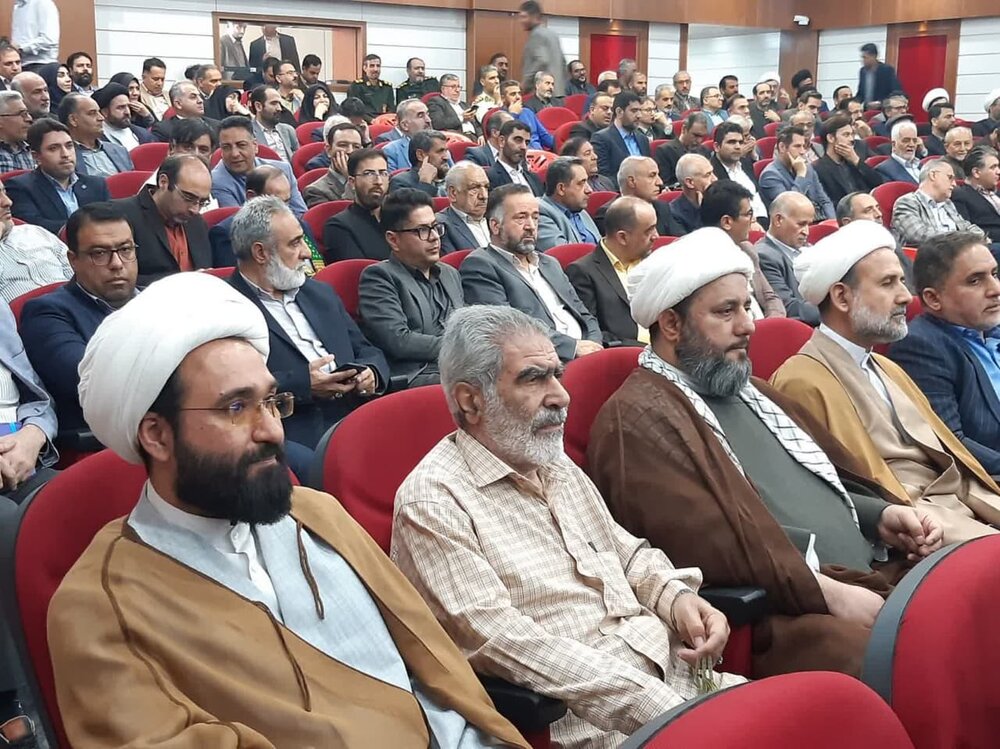 مراسم تودیع و معارفه فرماندار ویژه کاشان برگزار شد