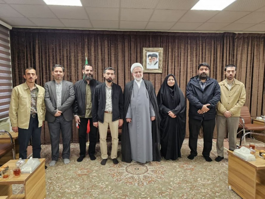 تصاویر/ دیدار مدیرکل نهاد کتابخانه های عمومی کشور  با نماینده ولی فقیه در کردستان