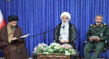 تبیین راهبردهای شبکه تربیتی بسیج توسط امام جمعه بوشهر+ عکس