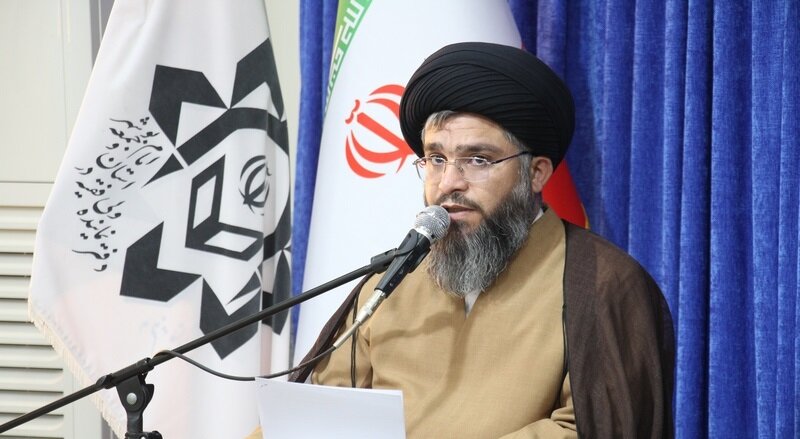 تبیین راهبردهای شبکه تربیتی بسیج توسط امام جمعه بوشهر+ عکس