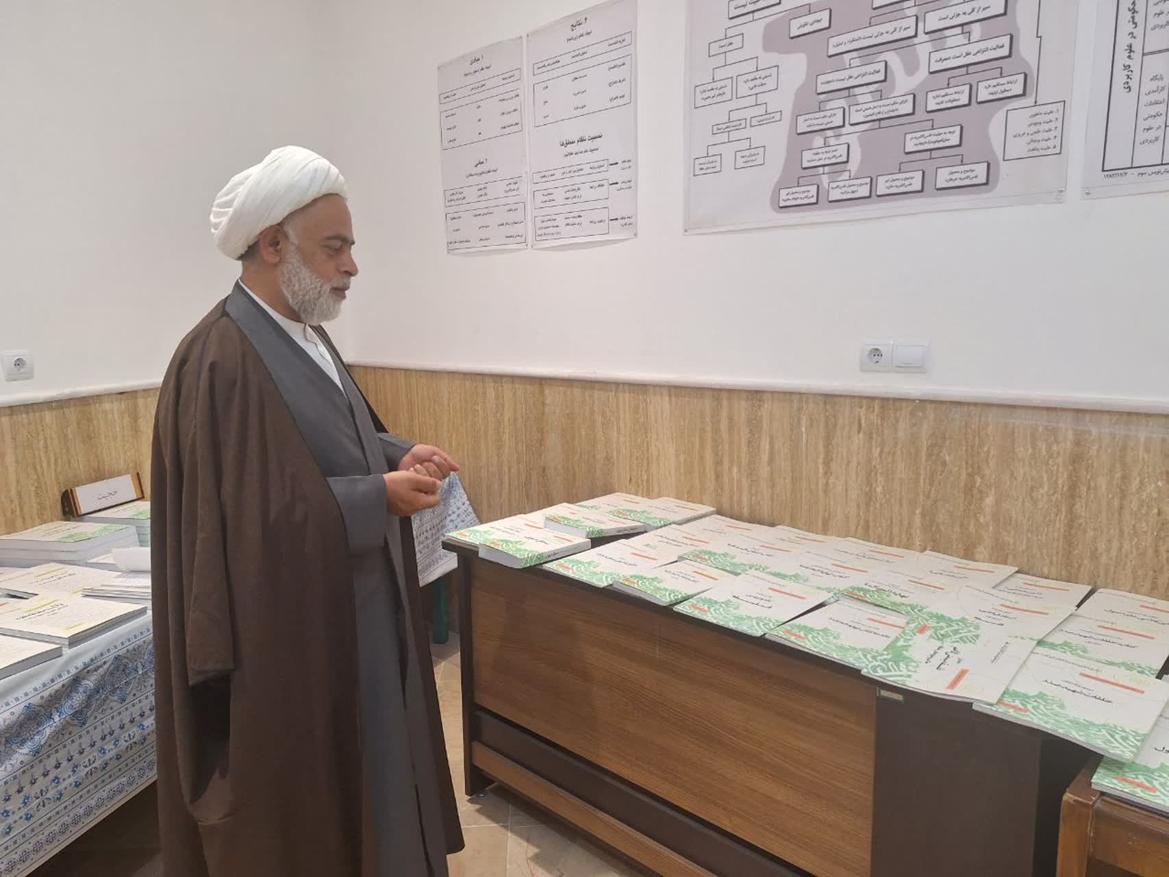 دیدار معاونان پژوهش حوزههای علمیه هرمزگان و کرمان