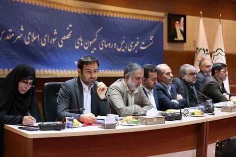 تصاویر/  نشست خبری رئیس و روسای کمیسیون های تخصصی شورای اسلامی شهر مقدس قم