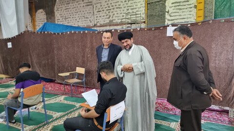 تصاویر/ بازدید امام جمعه گناوه از محل برگزاری آزمون سراسری