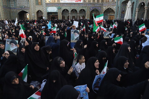 اجتماع مردم قم در حمایت از طرح عفاف و حجاب